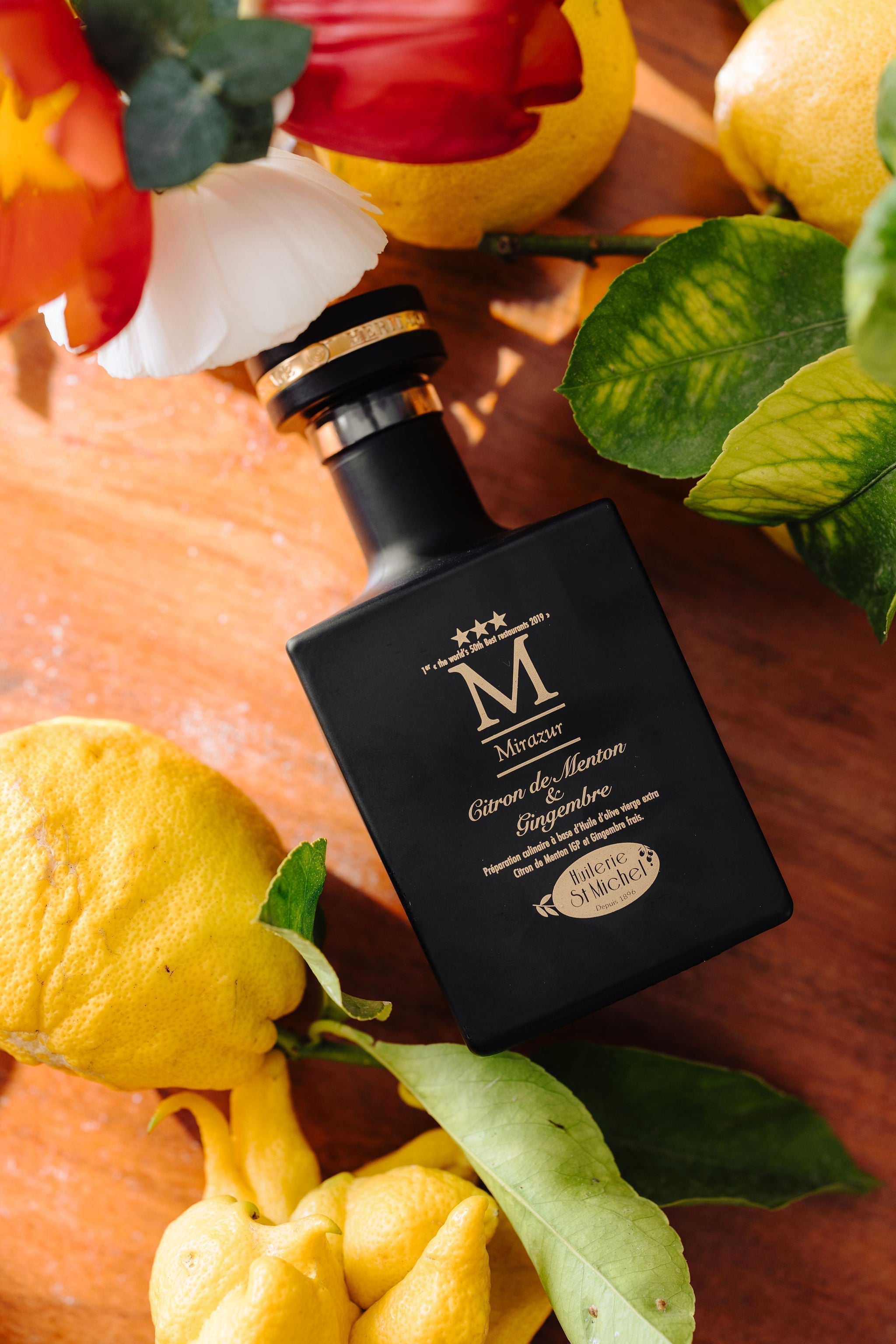 Zoom sur l'huile d'olive au gingembre et citron de Menton